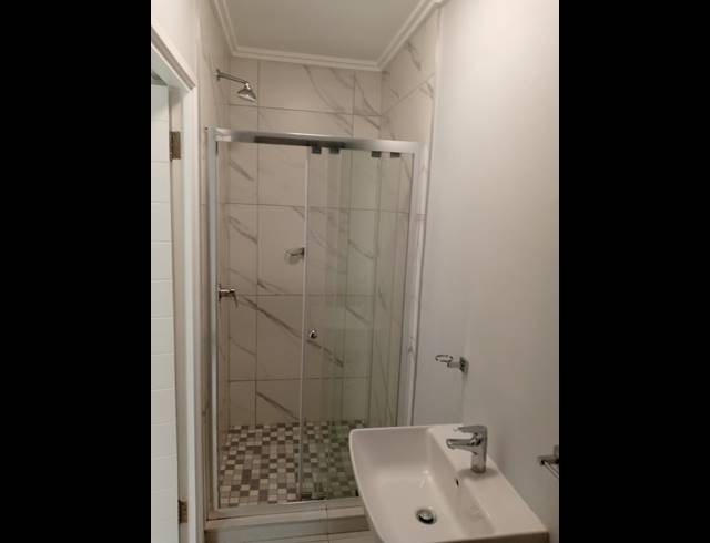 2 BEDROOM APARTMENT FOR SALE IN UMHLANGA RIDGE